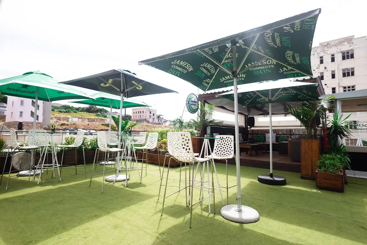 About Roof Garden Bar_4