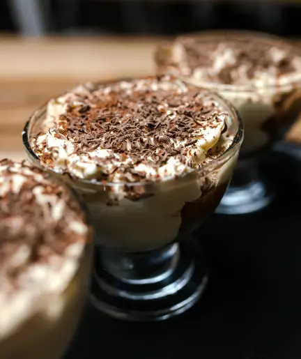 Lily-Luxe-Menu-Tiramisu